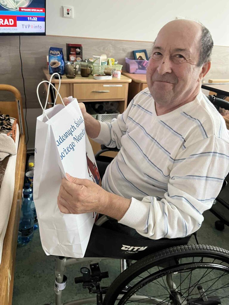 Paczki Od Fundacji Biedronki